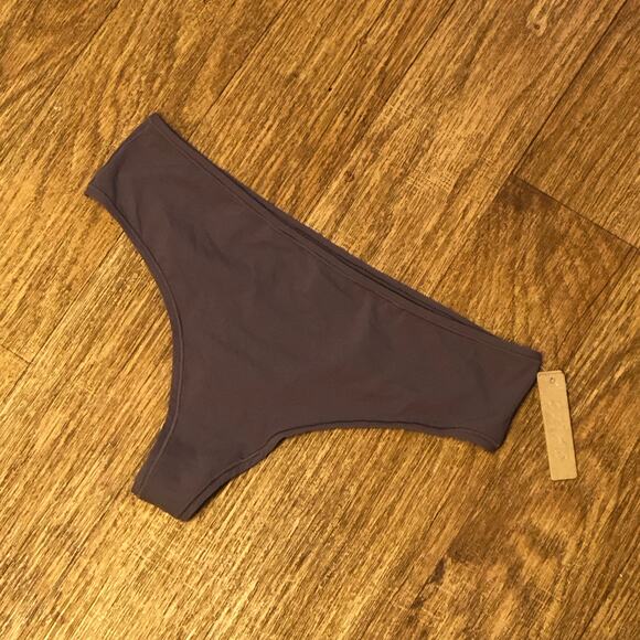 Skims Plum Purple Fits Everybody Thong Panties Size 3X - Picture 2 of 7